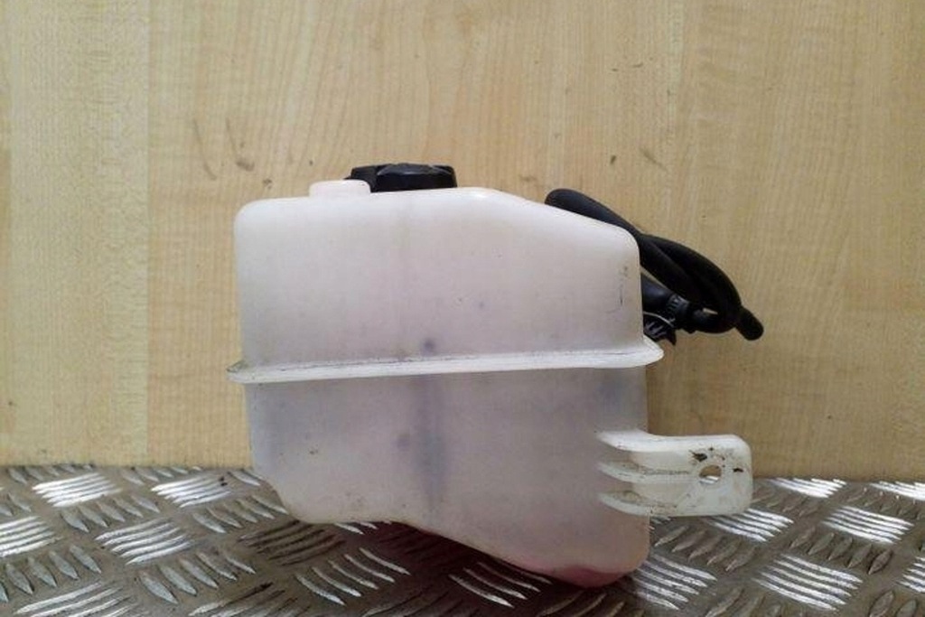 фото №6, Бачок расширительный hyundai i40 vf 254303z100 1.7l дизель 100kw 2012