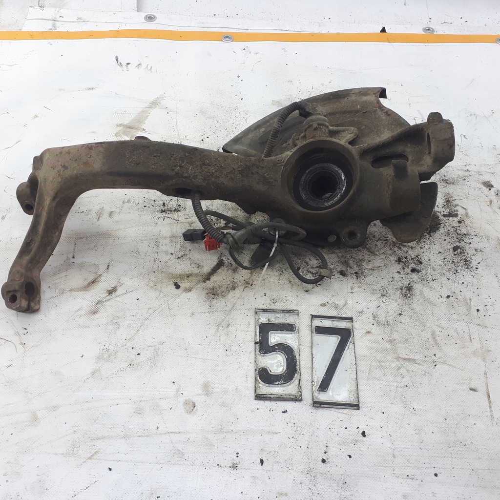 фото №1, Audi a6 c5 2.5 tdi поворотний кулак лівий перед