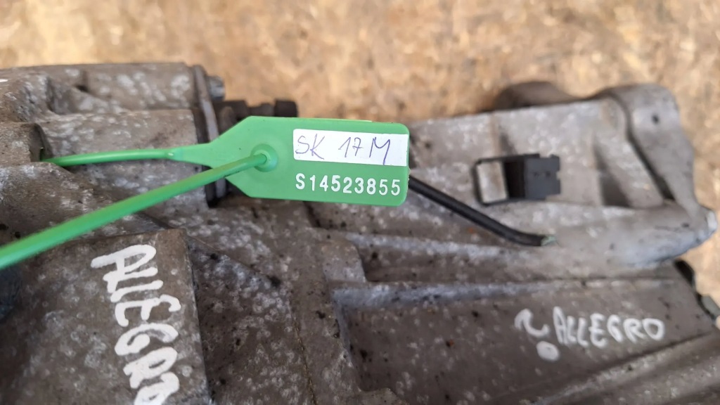 Коробка передач передач 1693603800 mercedes w169 w245 1.5 b Зі Шроту