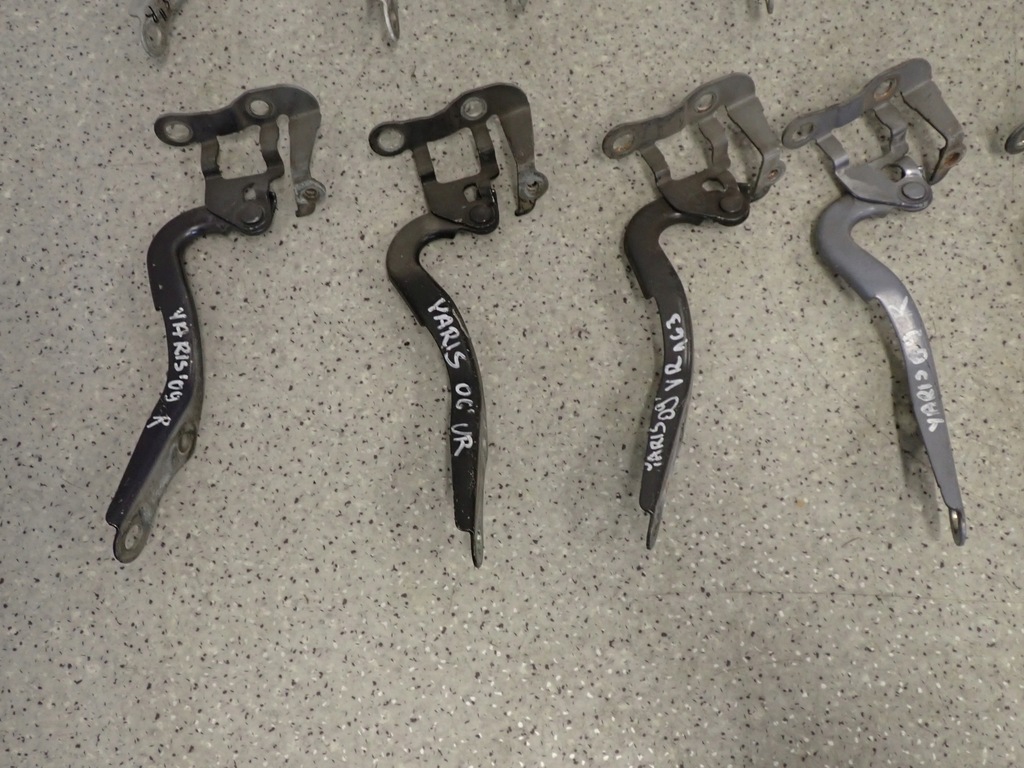 фото №9, Toyota yaris ii 06-09 петля капот правий