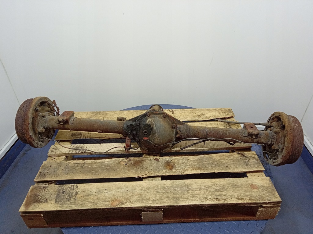 фото №8, Nissan vanette iii 2.3 d 94-02 мост задняя задний kompletny