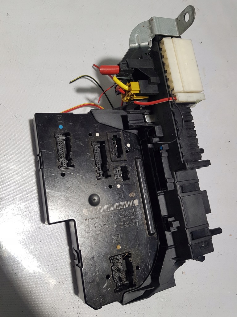 фото №1, Mercedes slk r172 модуль sam 1729060105