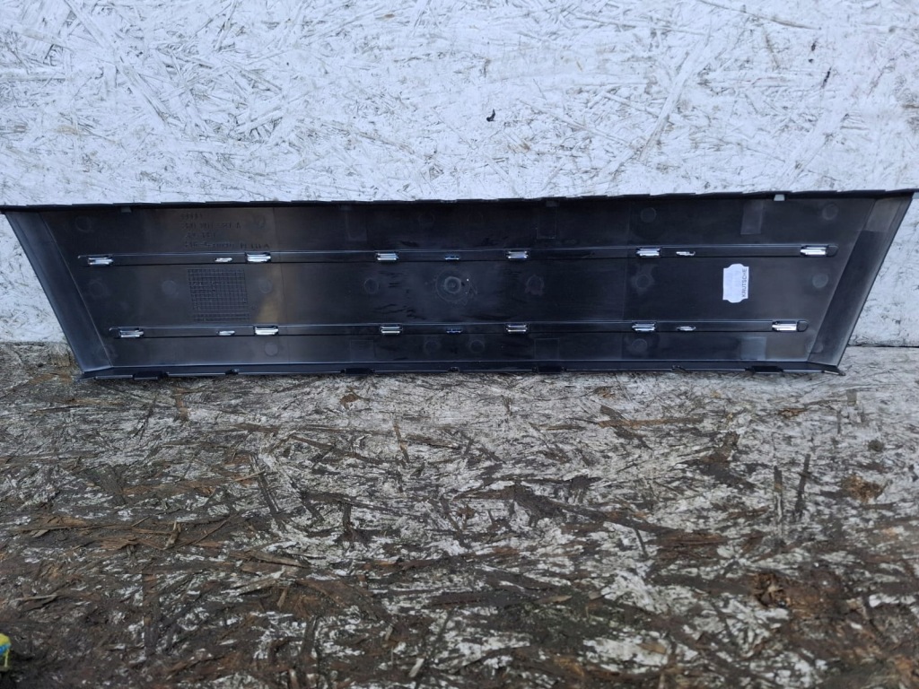 фото №2, Audi sq5 2012-16 rok 8r0807287a подкладка rejesracji решетка