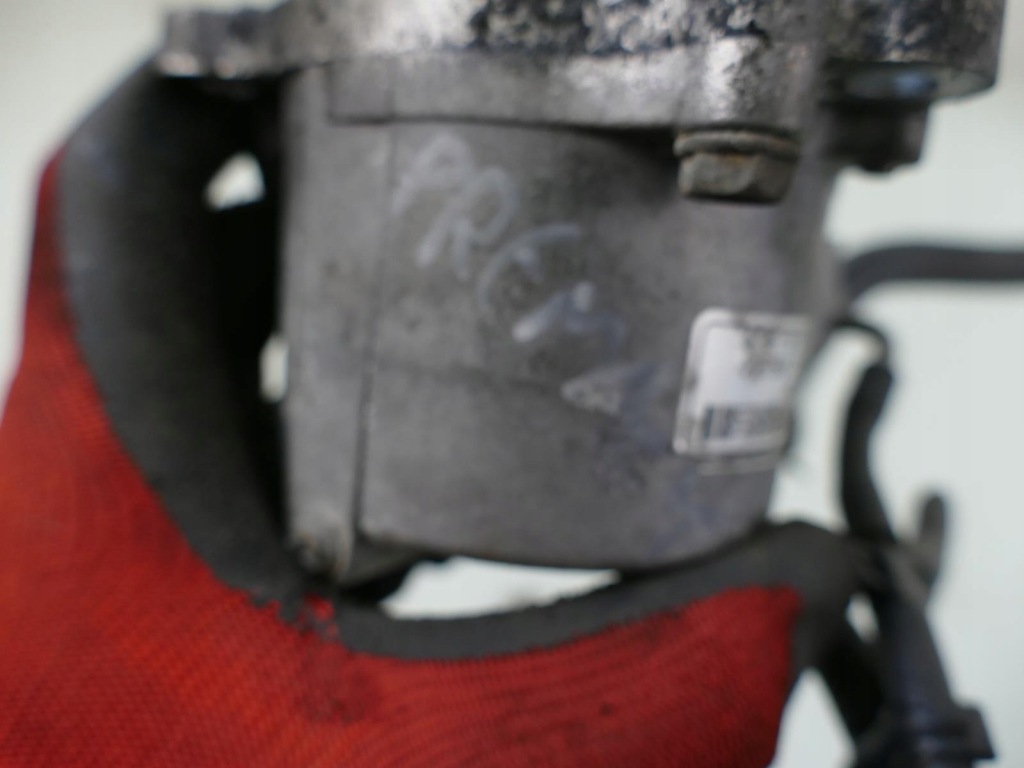 фото №6, Mazda premacy lift 2.0 d насос вакуум вакуумa