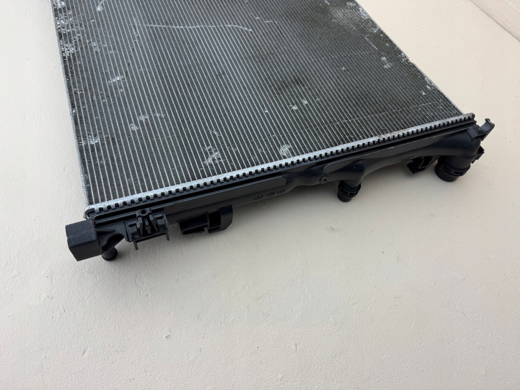 Mercedes gle w167 gls g klasa w463 19r- радиатор интеркулер a1675000700 Цена