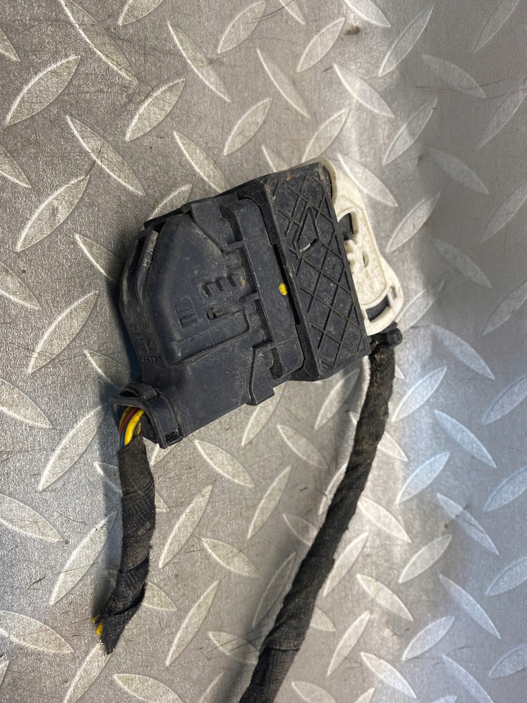 фото №8, Mantka комбинированный лента шлейф aston martin db9