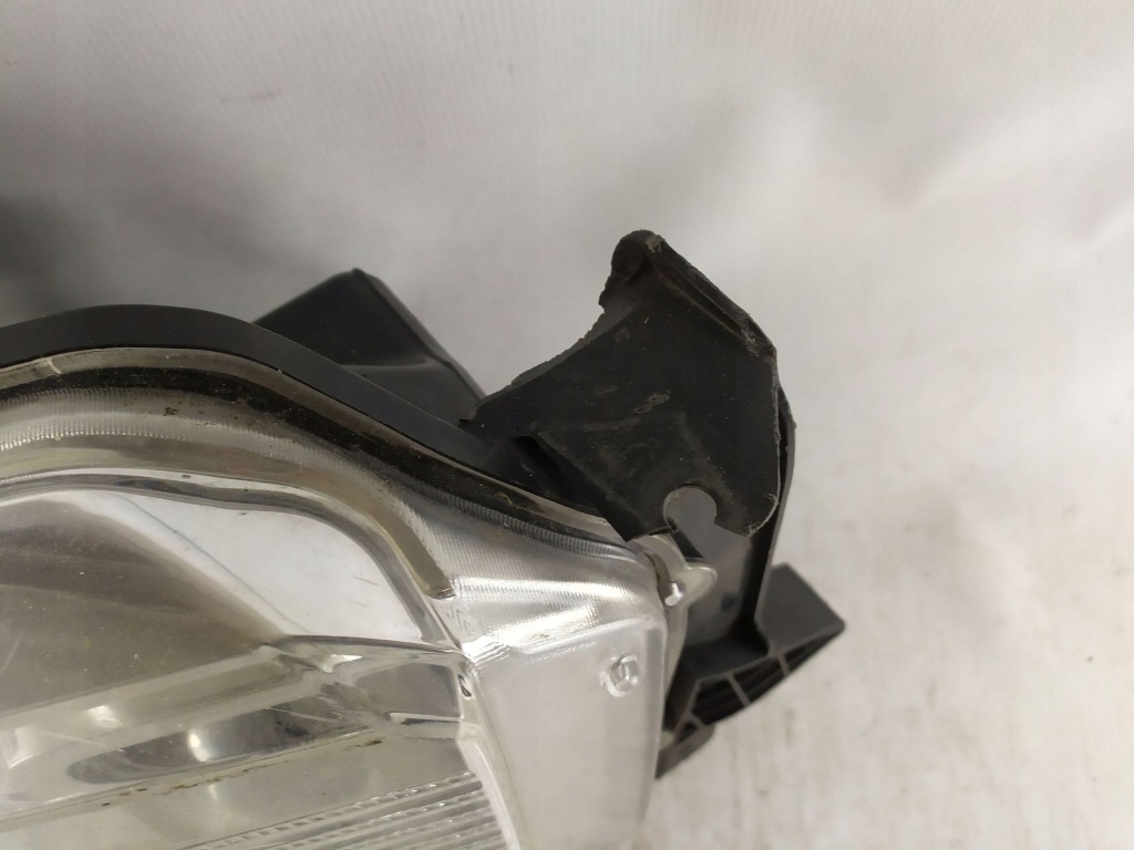 Фара правий toyota tundra 2 811100c130 Київ