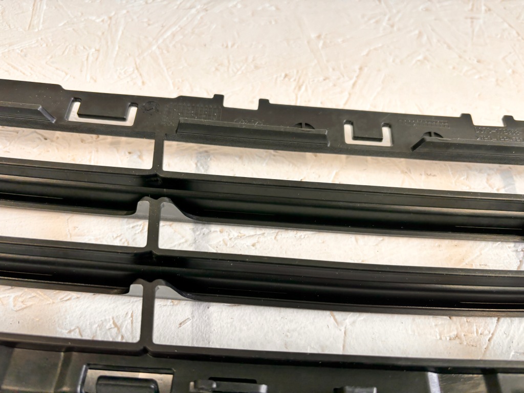 Купить Ford mondeo mk5 решётка бампера перед ds73-17b968