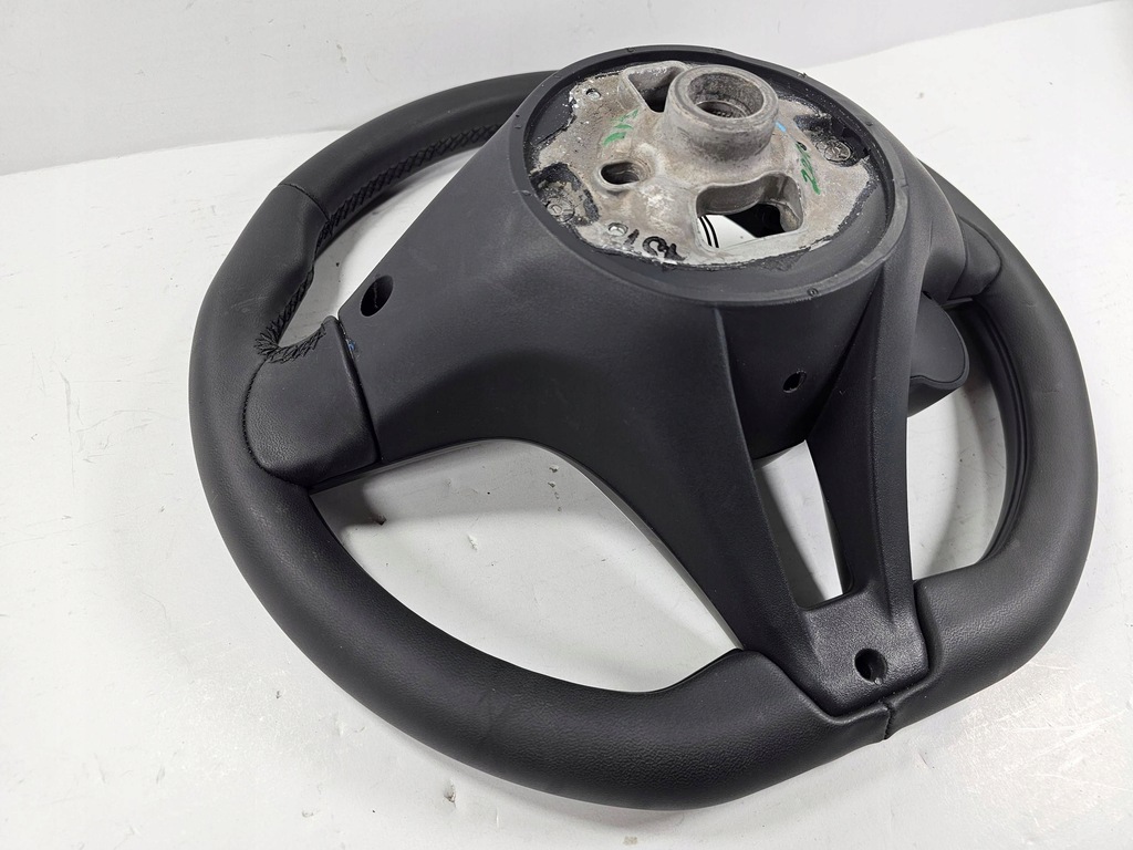 фото №13, Alfa romeo stelvio giulia повітропровід шкіра мультифункція круїз-контроль старт-стоп