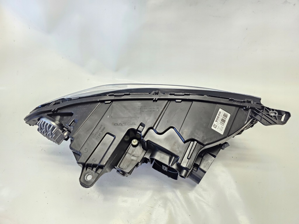 Фара volvo xc90 2 2 2015 - левый перед full led европа левая передняя оригинал Недорого