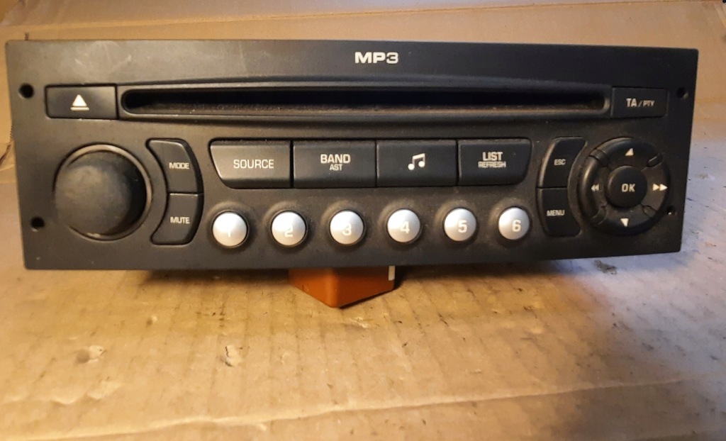 фото №1, Радио заводской citroen peugeot 96646223xt