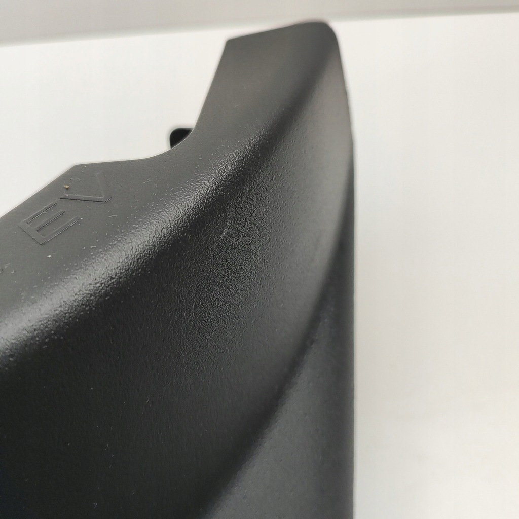 фото №5, Kia niro 2023 права сторона молдинг поріг задня