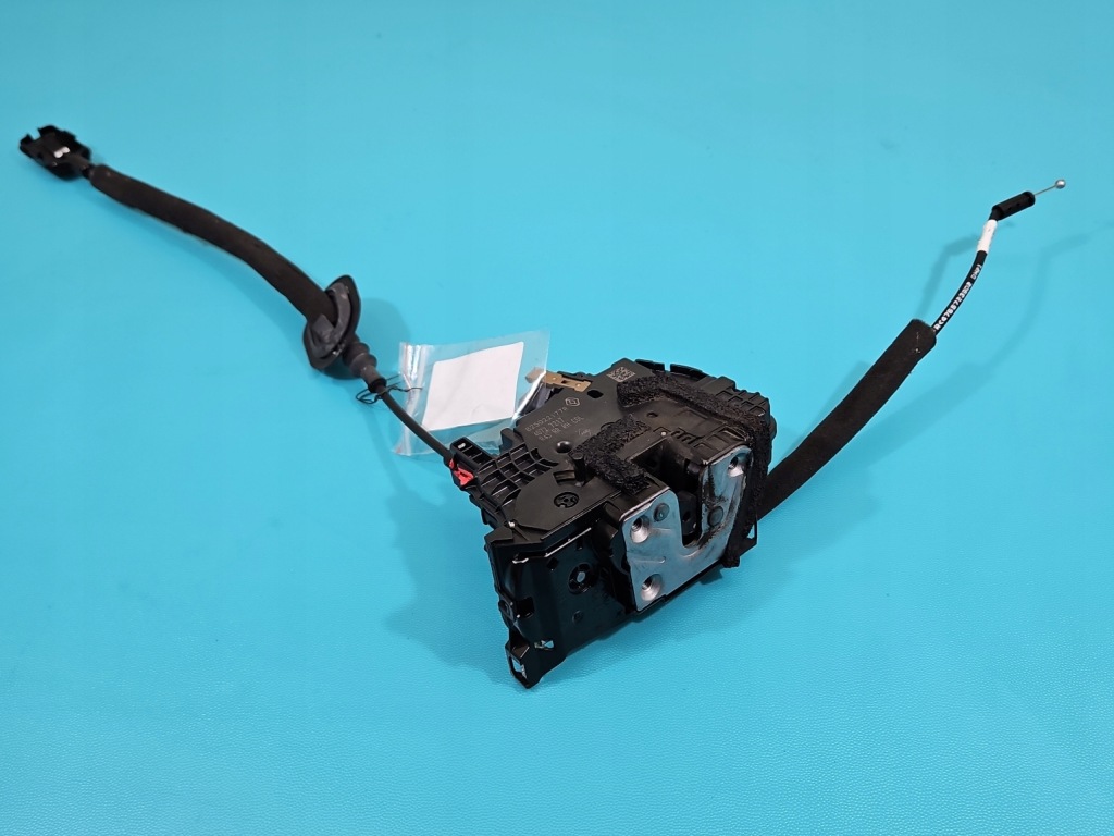 Купить Замок задний  правый 4pin 825022177r renault twingo iii 14-24