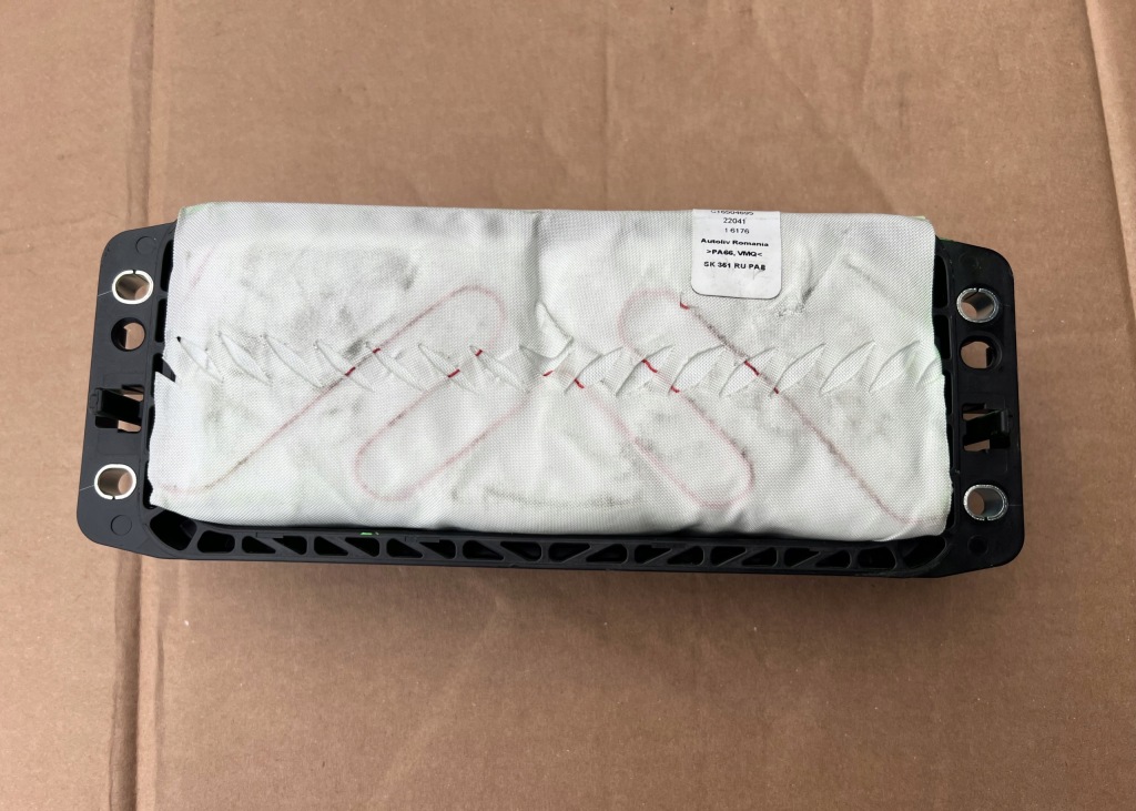 фото №2, Подушка подушка безпеки пасажира golf viii polo rapid