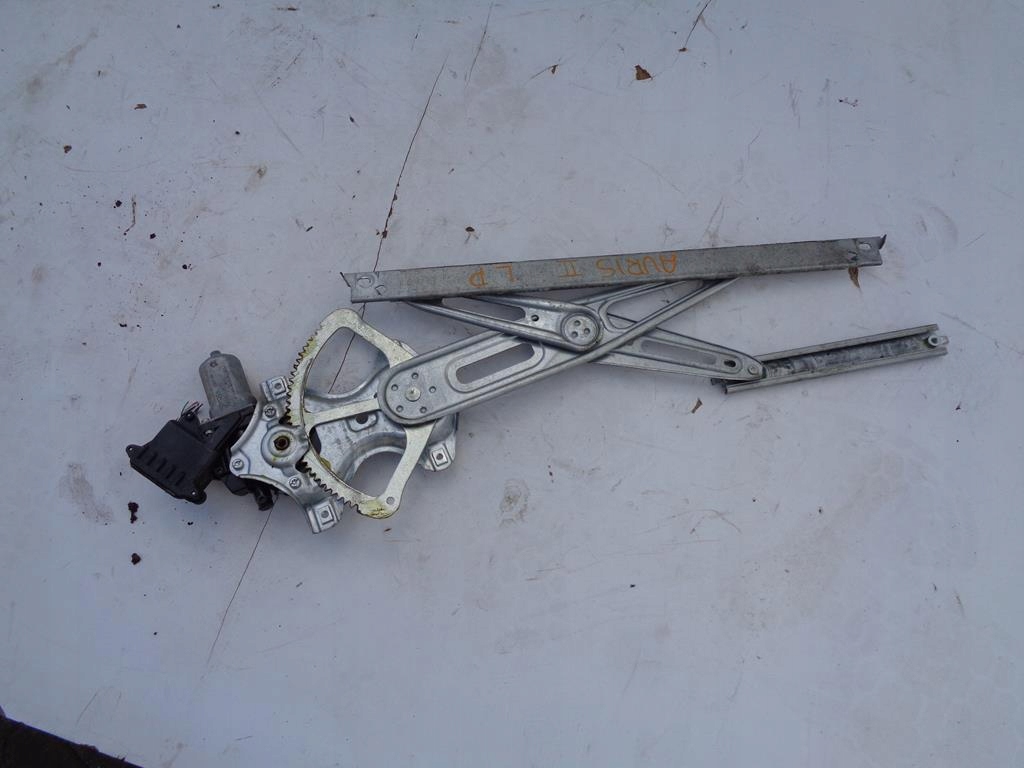 фото №1, Механизм стекло левый перед toyota auris 1 i