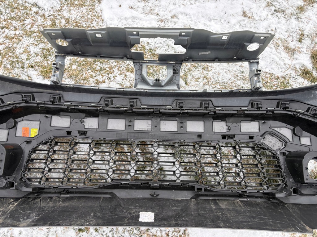 Бампер перед dacia duster 3 Оригинал