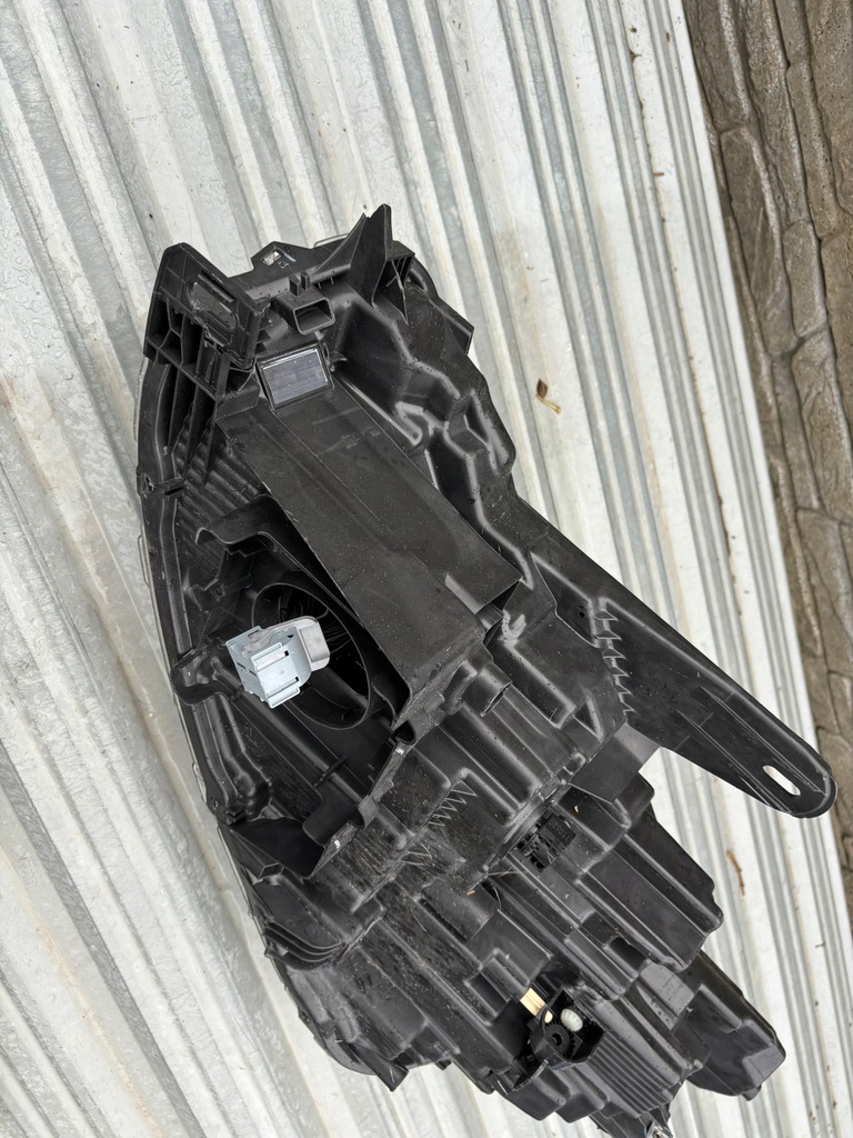 фото №8, Ford mustang mach e лампа передняя правая lj8b13e014bf