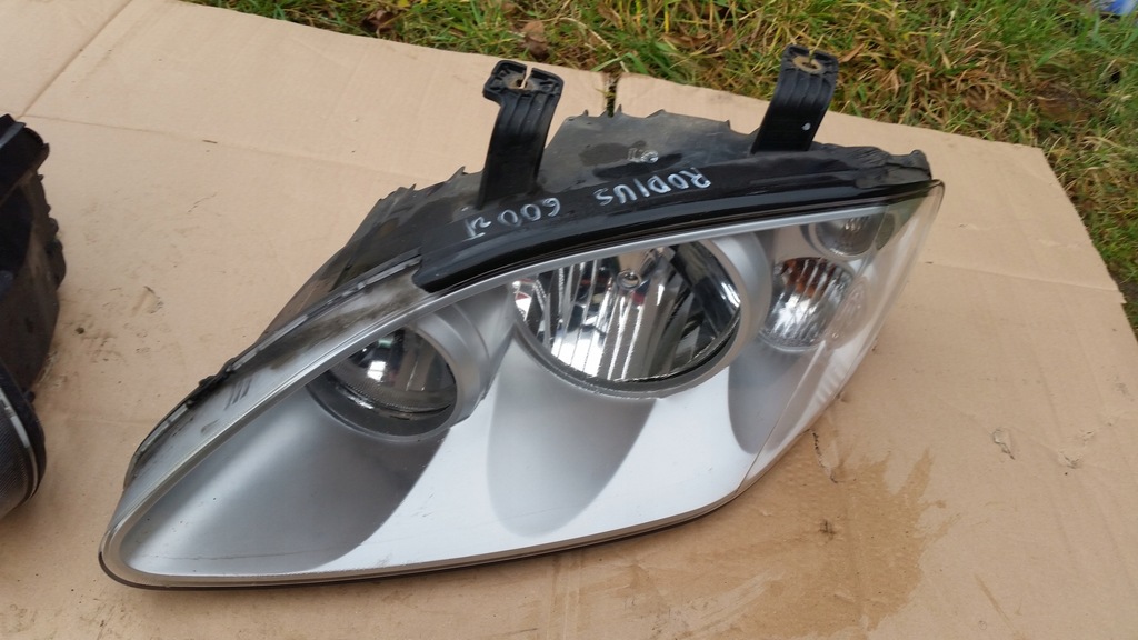 фото №2, Ssangyong rodius лампа ліва lub права перед