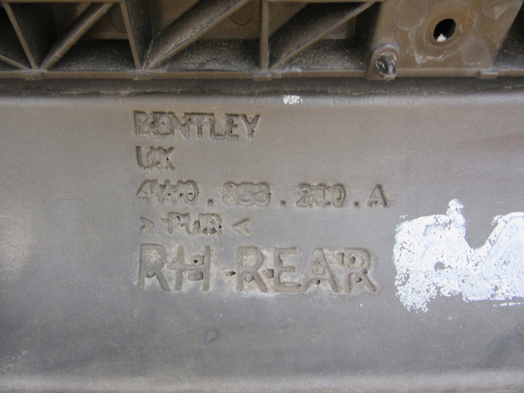 фото №14, Continental flying spur накладка поріг права