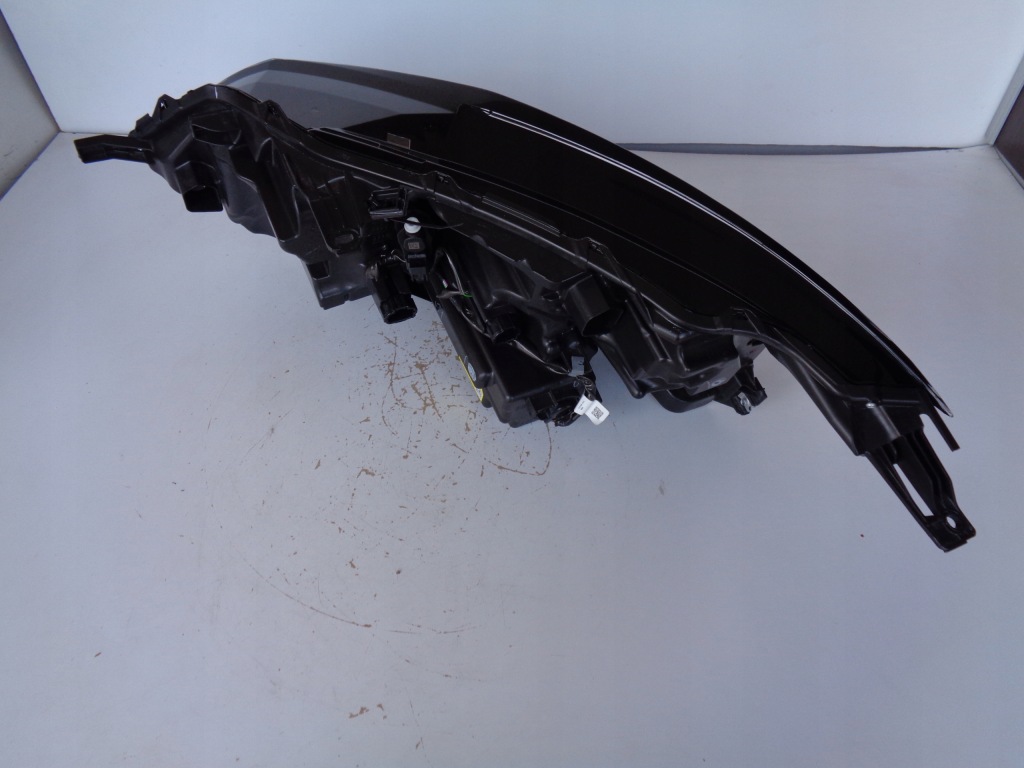 Фара правый  фара nissan qashqai 3 22- full led в Украине