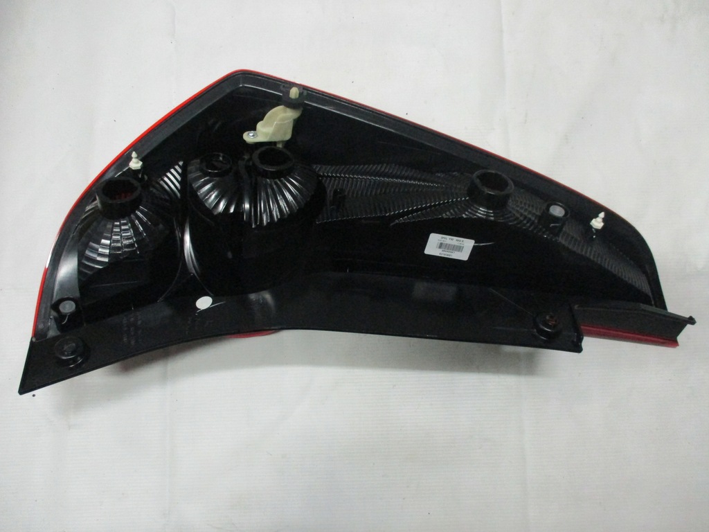 фото №9, Лампа правый задняя задняя opel agila b ii 2 08-14r 93193681