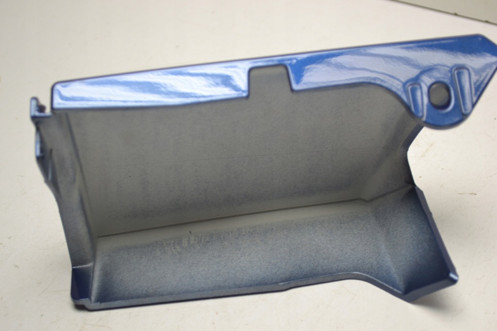 фото №9, Mercedes w414 vaneo молдинг pod фара задня права