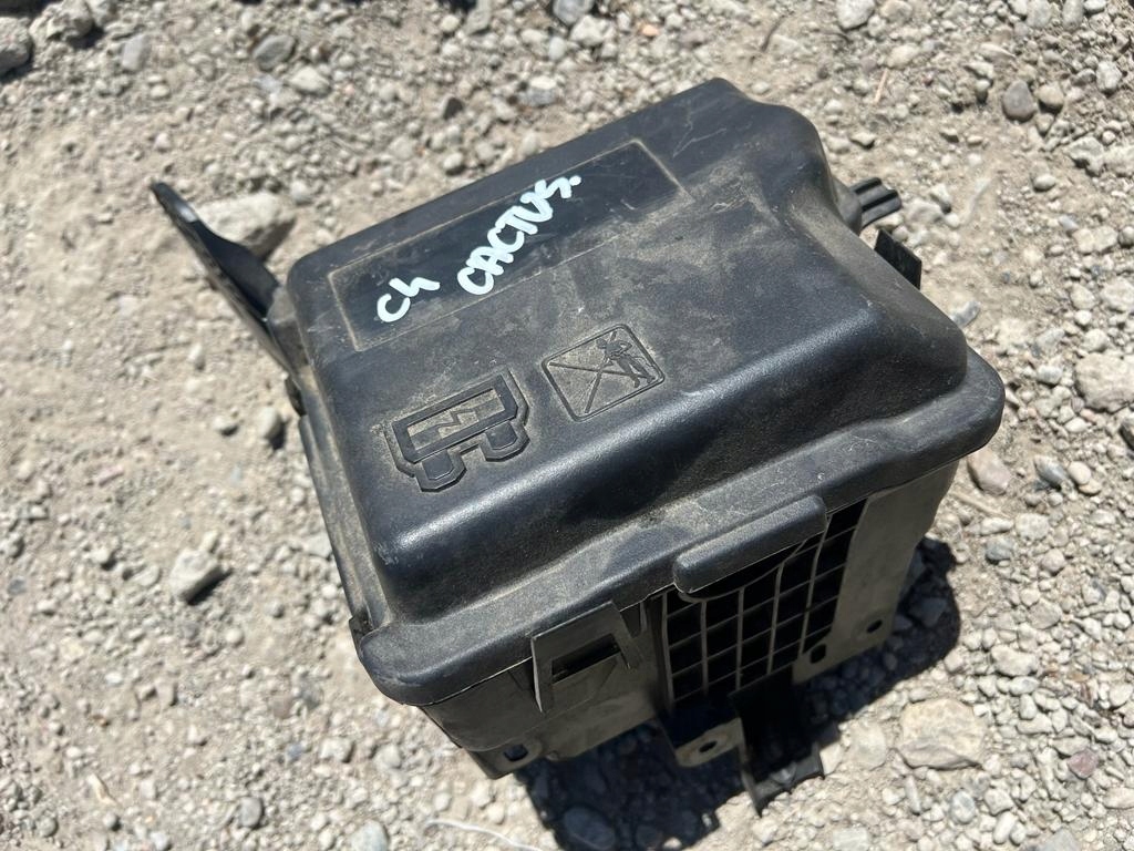 фото №1, Citroen c4 cactus корпус предохранителей