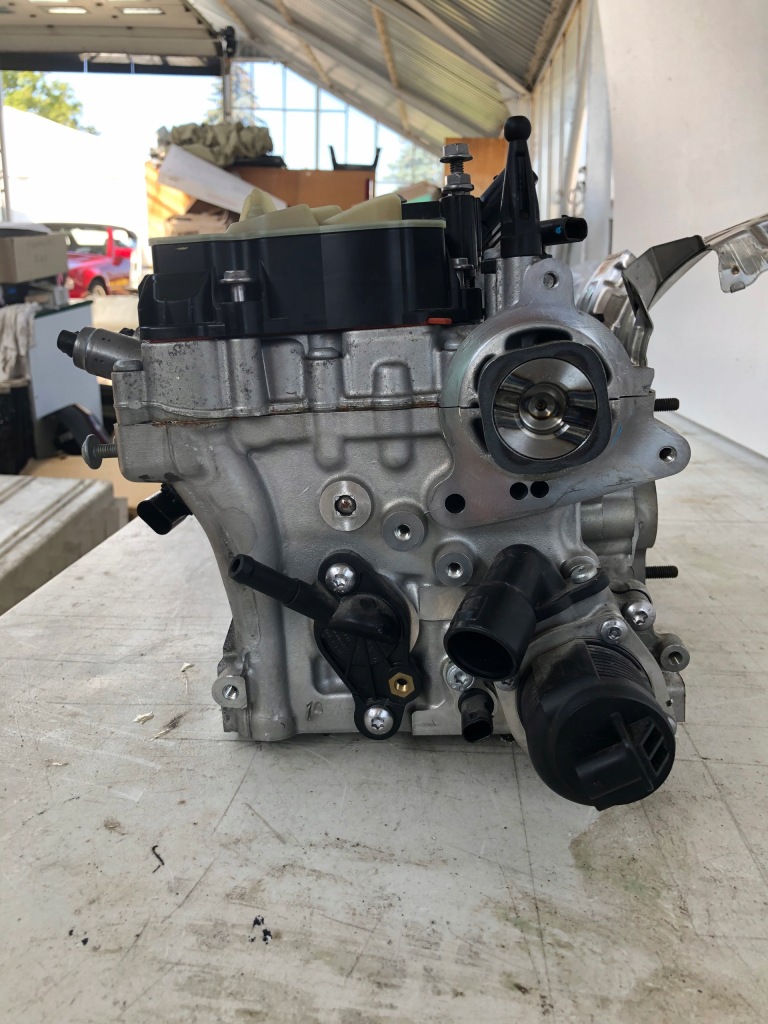 фото №4, Головка клапанов vw tiguan allspace 2.0 tsi