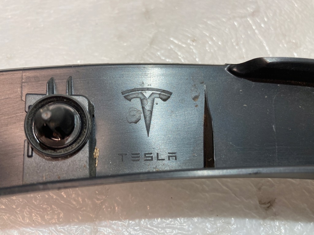 фото №11, Молдинг накладка крила lewego заднього tesla y