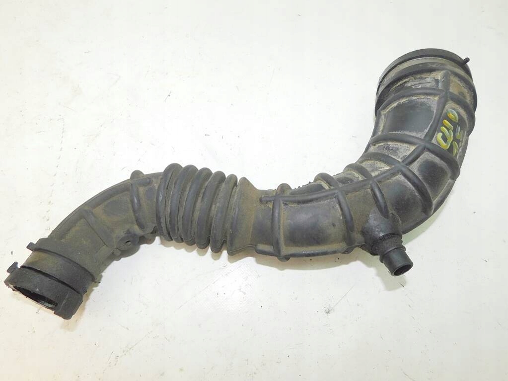 фото №4, Renault clio iii 2008r труба воздуха 8200500383