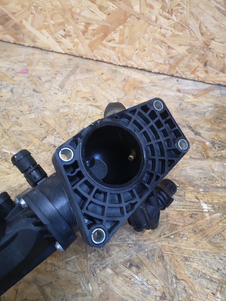 фото №8, Alfa romeo stelvio 2.2 корпус термостата wąż