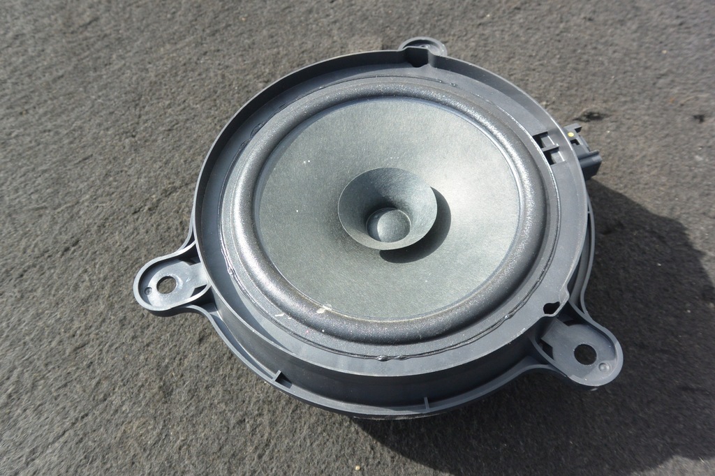 фото №1, Динамик задняя правый левый mazda cx9 ii tc 16-