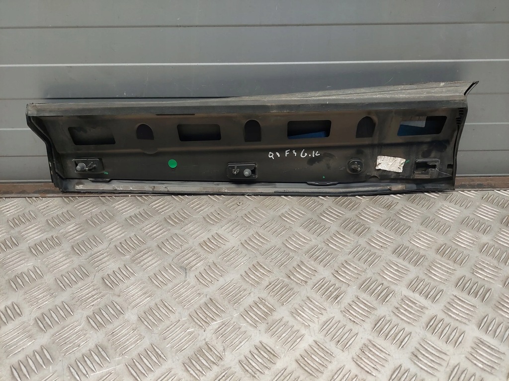 фото №8, Audi q3 f3 83a853969a задняя сторона левая накладки