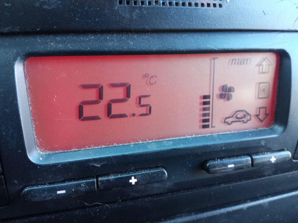 фото №6, Панель кондиціонера seat toledo ii 1m0820043d 5hb00797802