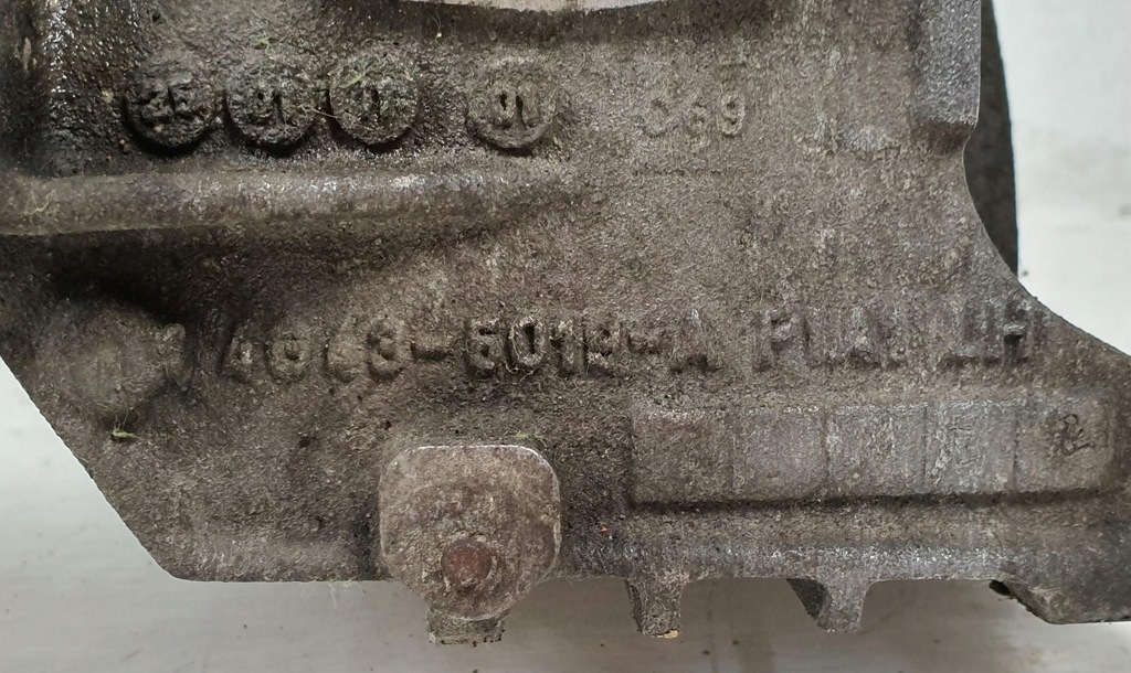 фото №6, Подрамник подрамник балка перед aston martin rapide