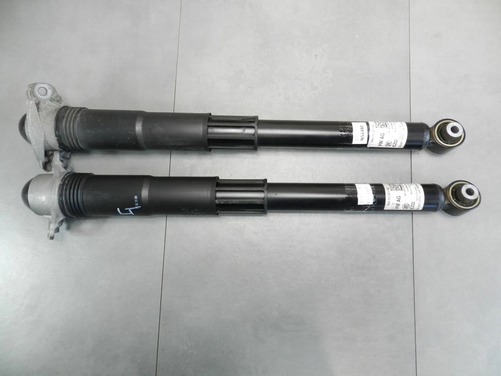 фото №1, Vw golf viii 8 амортизатори задня 2x 5wa512011ed