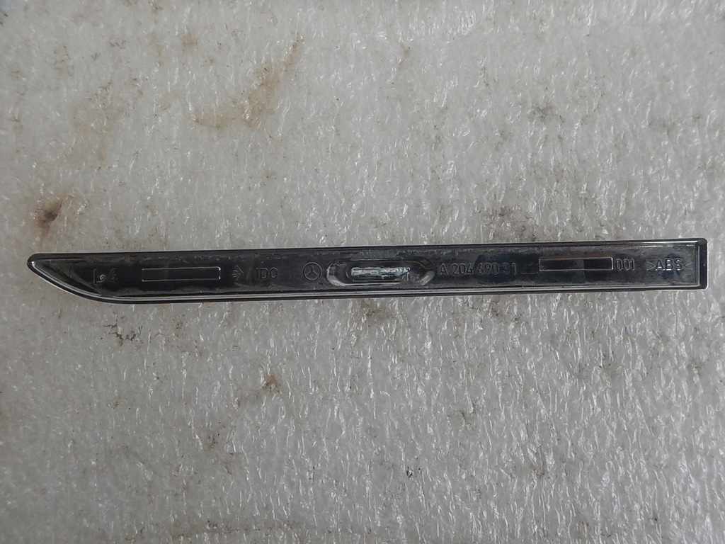 фото №15, Mercedes c w204 левая молдинг хром na крыло перед