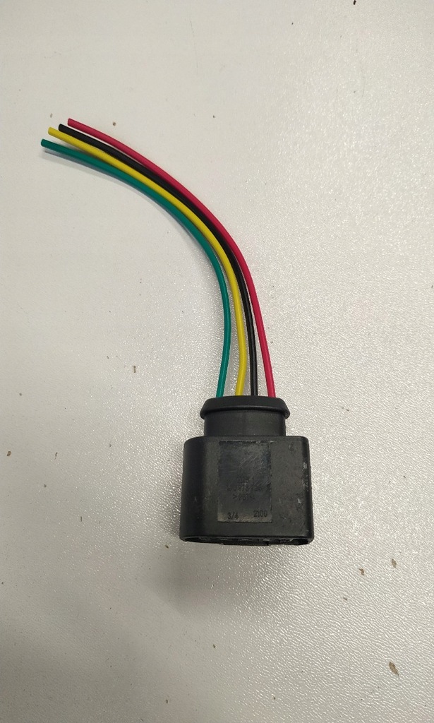 фото №3, Штекер котушки запалювання riloer 1j0973724 czarna