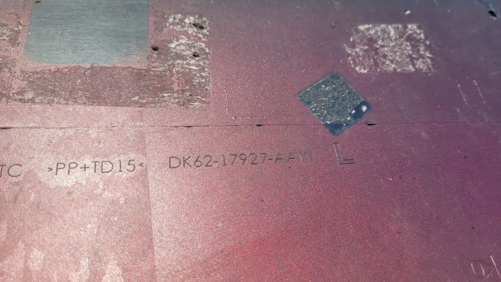 Range rover sport 2013- левый уголок бампера задний Цена