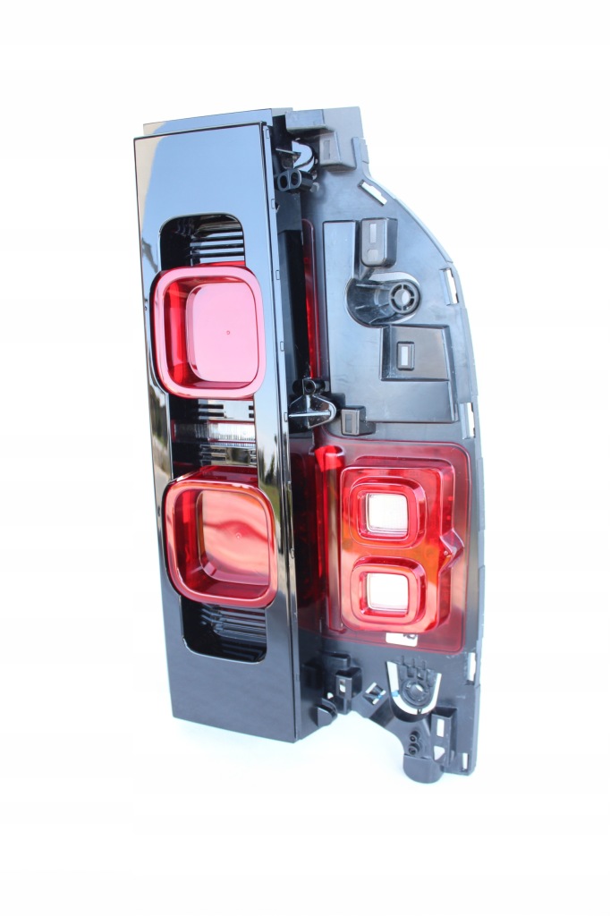 фото №3, Land rover defender ii l663 лампа задняя правая led 2020+