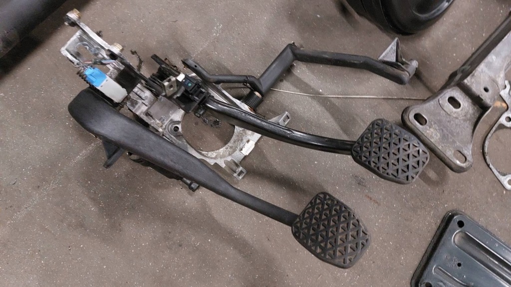 Переходник на механическая коробка передач коробка передач дифференциал bmw e39 528 2.8 1222751 1165055 в Украине