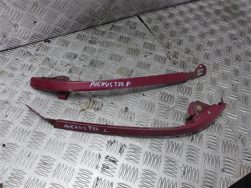 фото №1, Молдинг pod фара перед правая левая toyota avensis t22