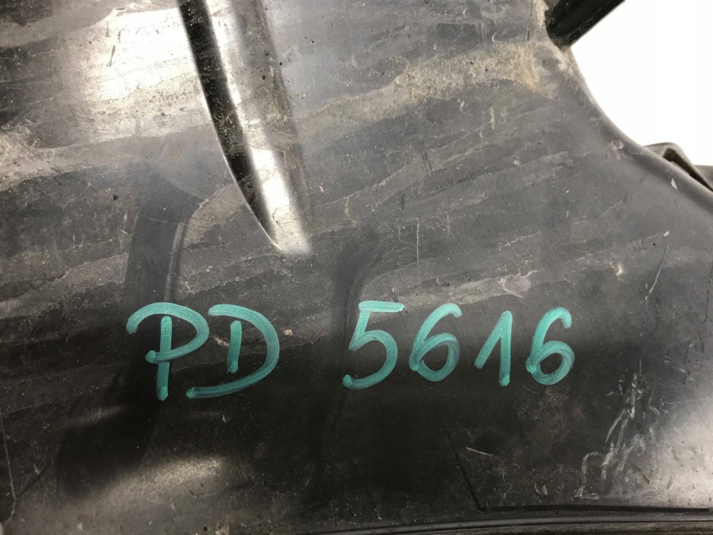 фото №9, Audi e-tron воздуховод воздуха przy бампере перед правая 4ke1217649b9