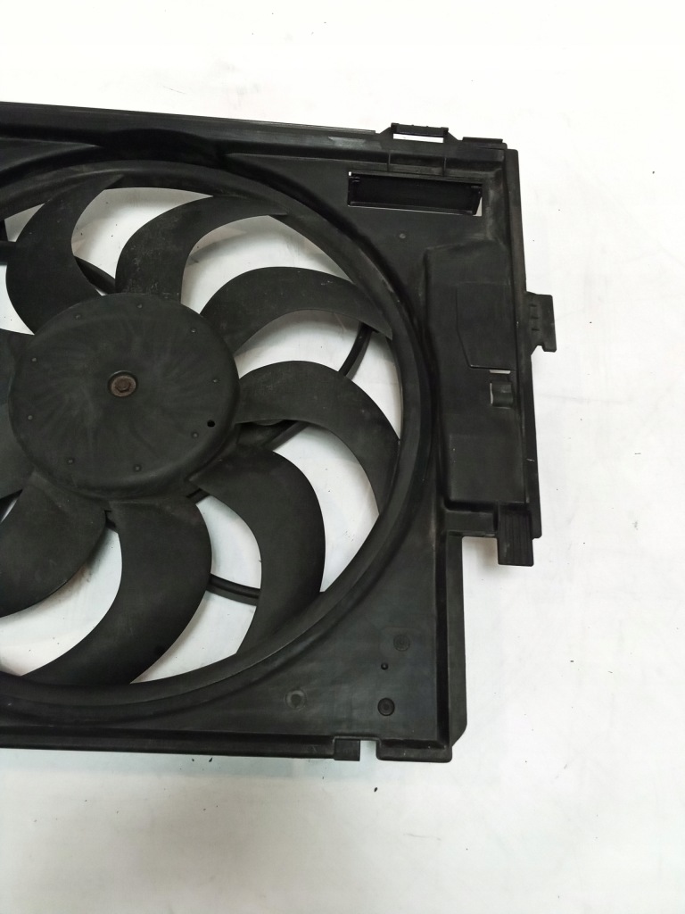 Вентилятор радіатора bmw f20 f30 n47 2.0d 7640508 Зі Шроту
