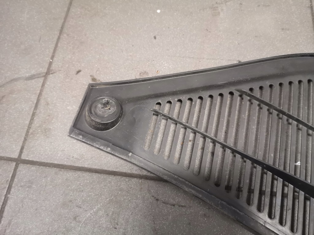 фото №8, Защита жабо vw touareg 5.0 tdi 7l6819730d