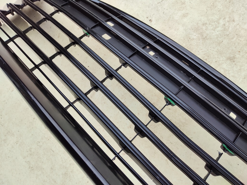 фото №6, Решітка w бампер передній toyota camry viii 8 lift 21- 53102-33350