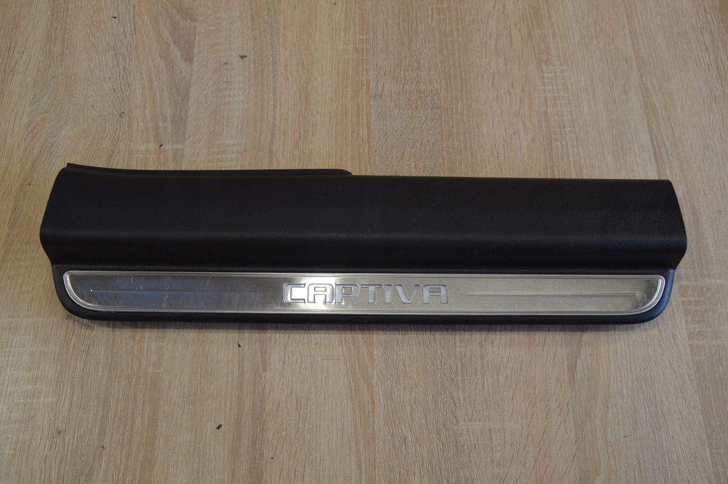 фото №1, Накладка поріг підсвічуванням правий перед captiva