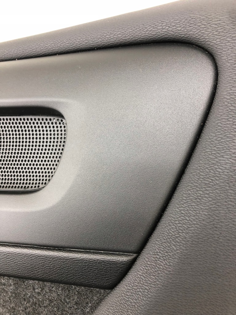 фото №10, Volvo xc40 правый обшивка задних дверь обивка 31407710