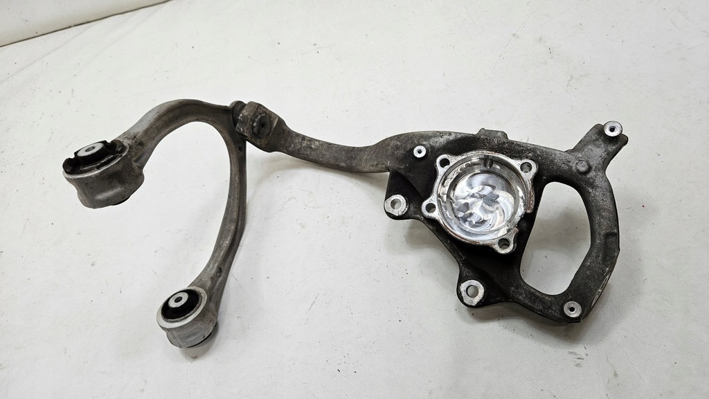 фото №8, Поворотный кулак рычаг правый mercedes c-klasa w205