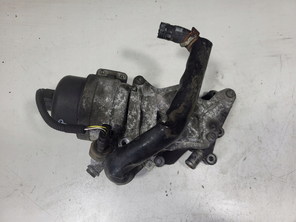 Корпус фільтра оливи основа радіатор peugeot 308 t9 1.6thp 9802152780 в Україні